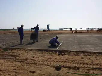 شاطئ الشباب — أثناء مراحل التنفيذ